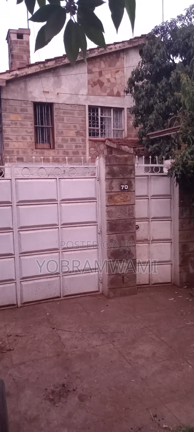 4bdrm Maisonette in Kasarani Estate for sale