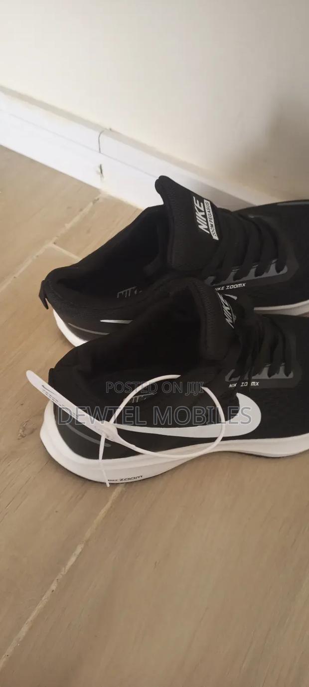 Nike Zooms - main view