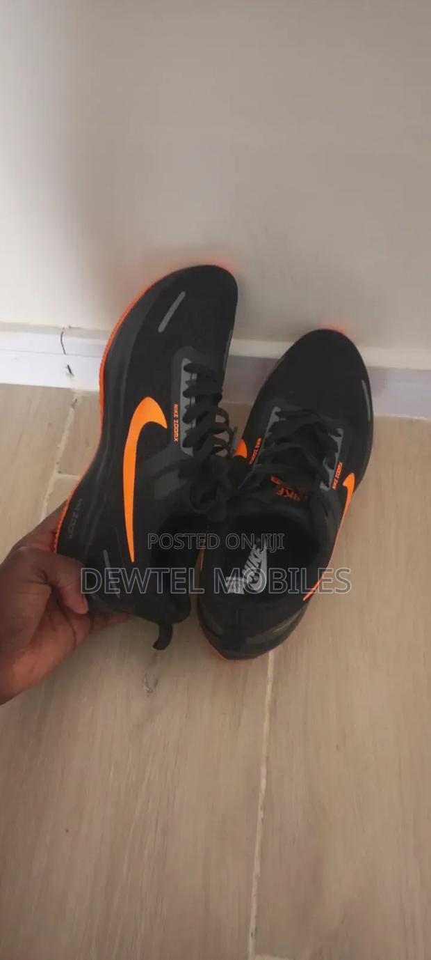 Nike Zooms - thumbnail 6