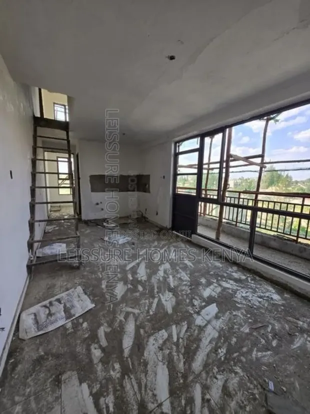 3bdrm Duplex in Thome for sale