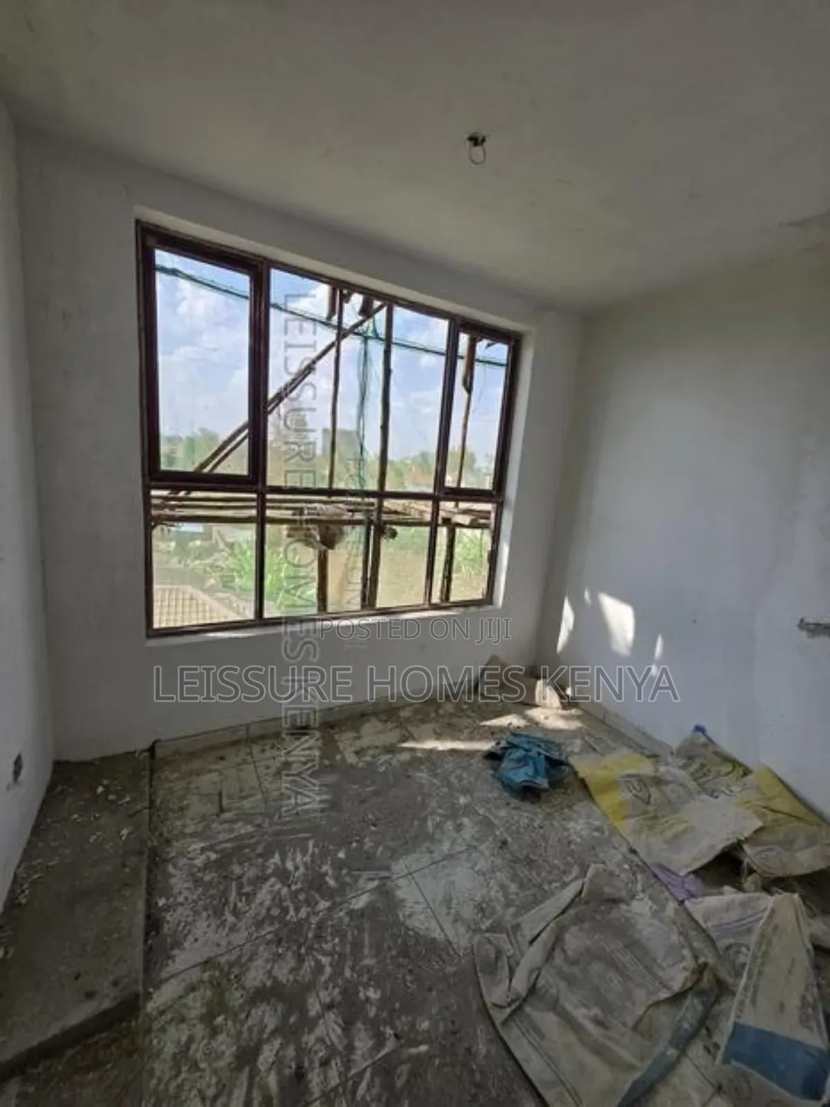 3bdrm Duplex in Thome for sale