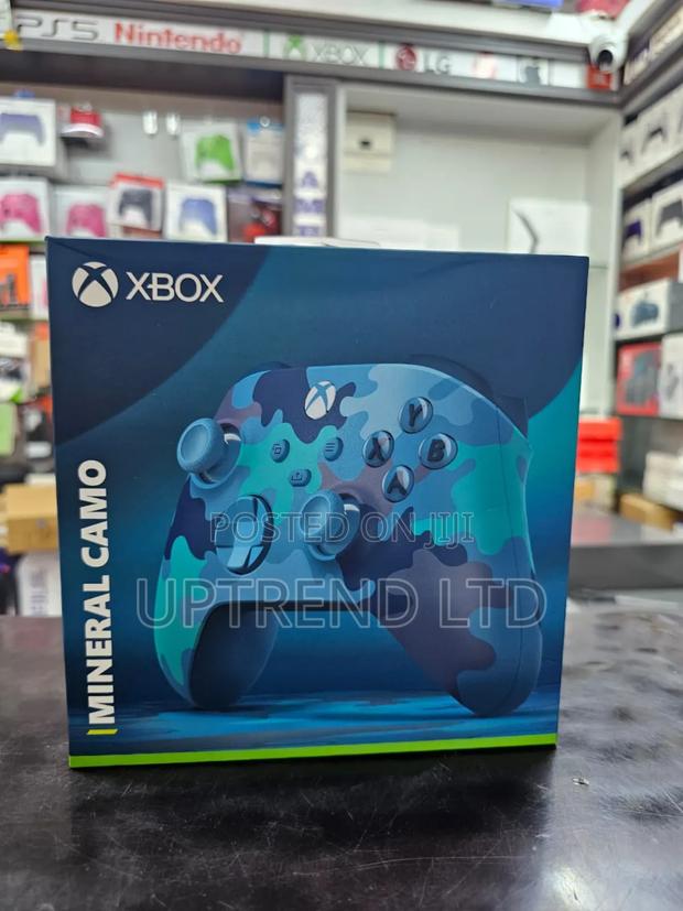 New Mineral Camo Xbox Series Controller - main view