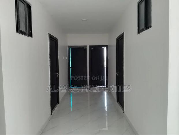 1bdrm Bedsitter in Bombolulu for rent - thumbnail 6