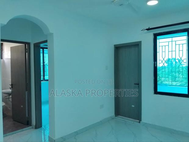 1bdrm Bedsitter in Bombolulu for rent - thumbnail 2