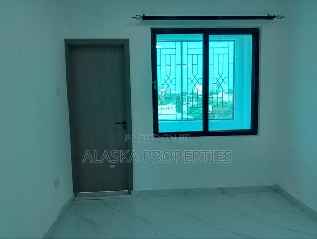 1bdrm Bedsitter in Bombolulu for rent
