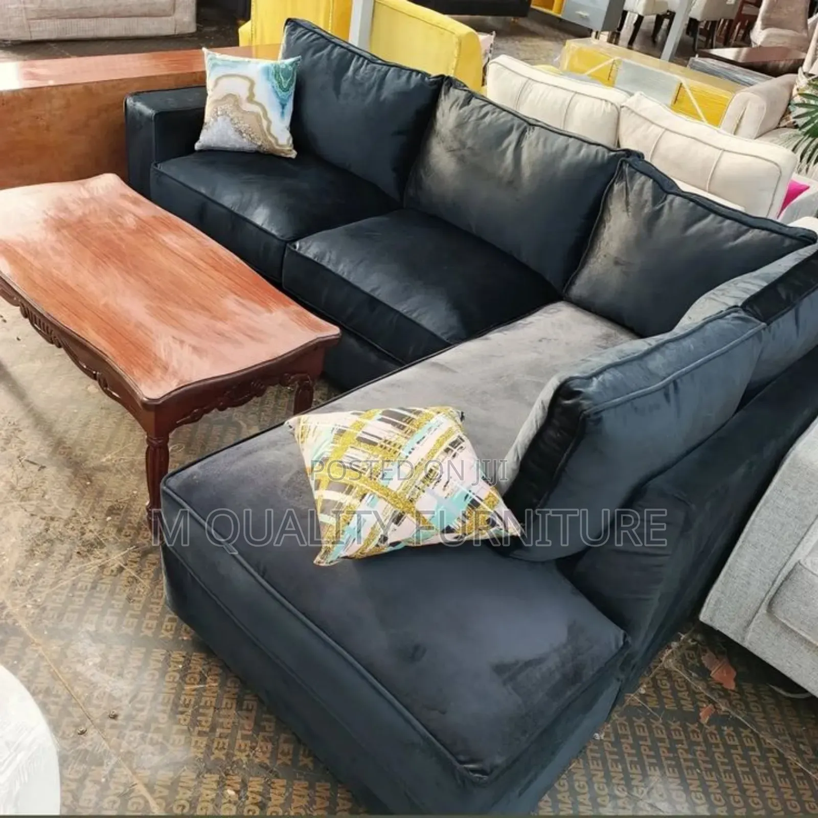 Black Corner Modernized Cozy Couch With Throw Pillows