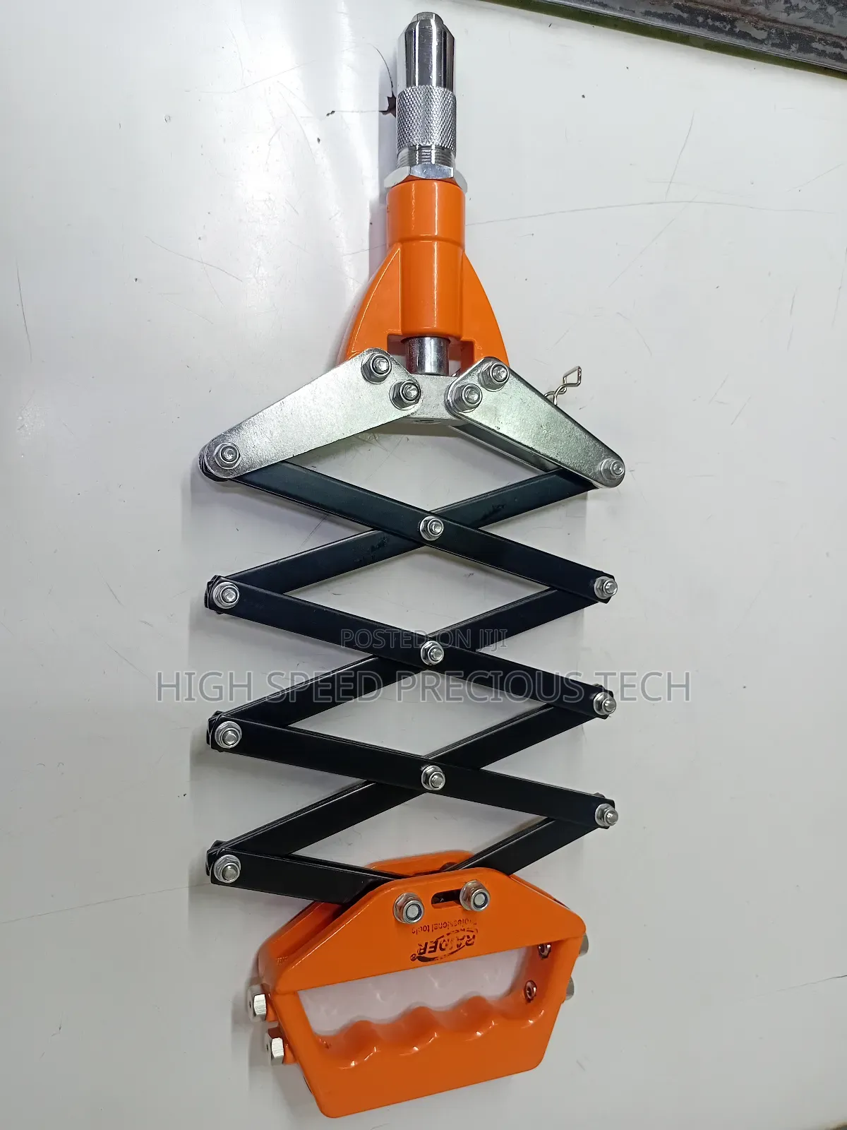 Industrial Rivet Gun