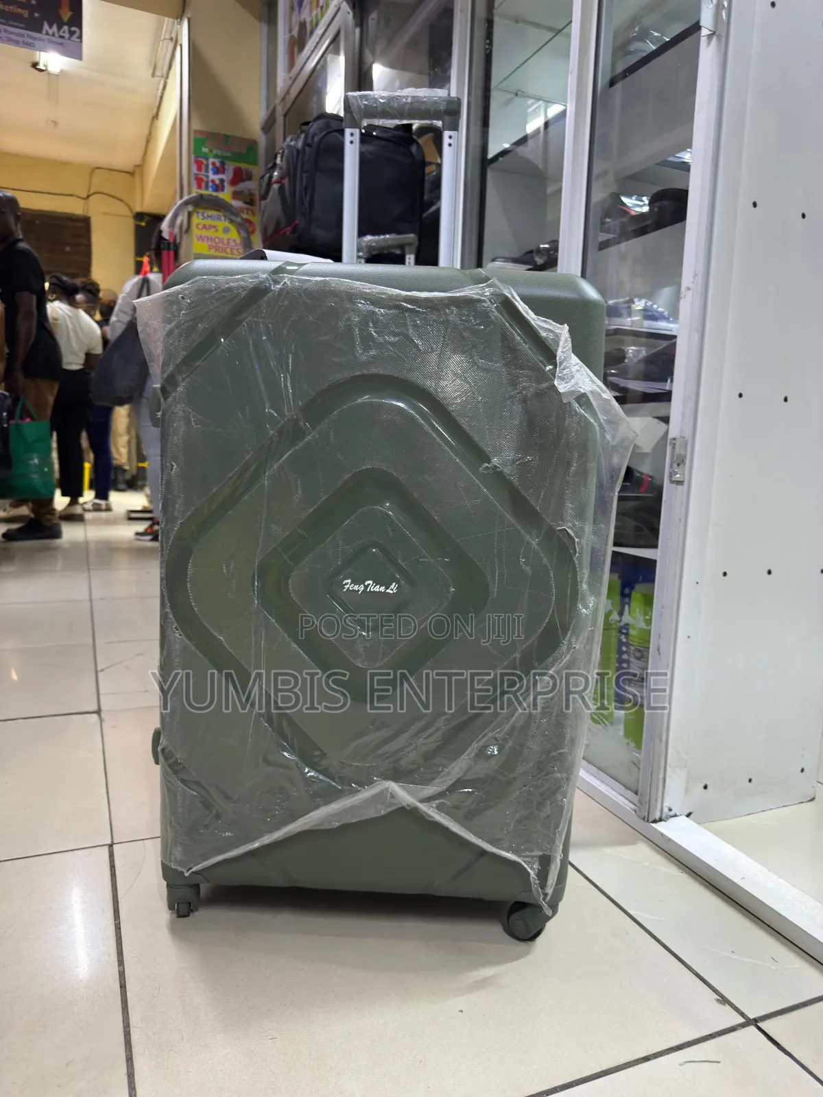 Jungle Rubber Suitcase Xl Size in 75cm (Upto 32kgs Capacity)