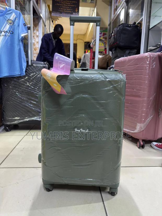 Small Size Jungle Green Rubber Unbreakable Suitcase