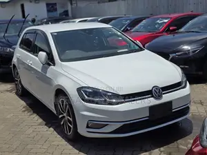Volkswagen Golf 2018 White