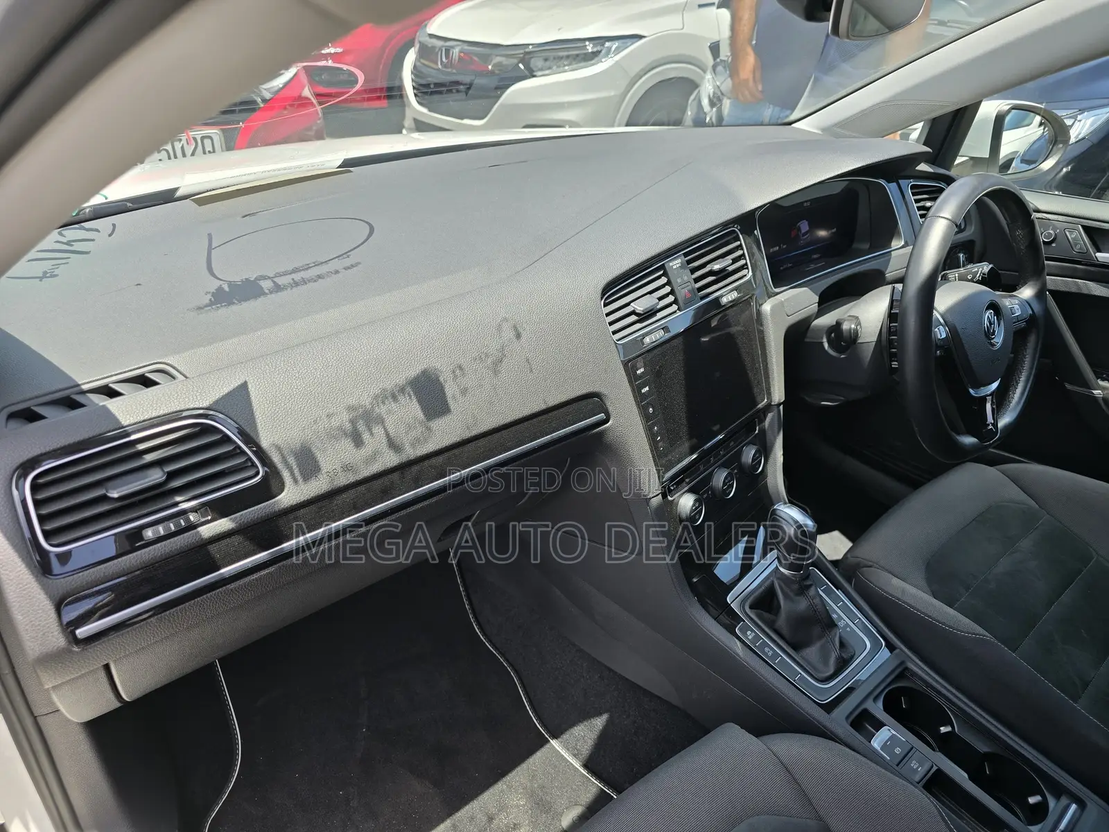 Volkswagen Golf 2018 White