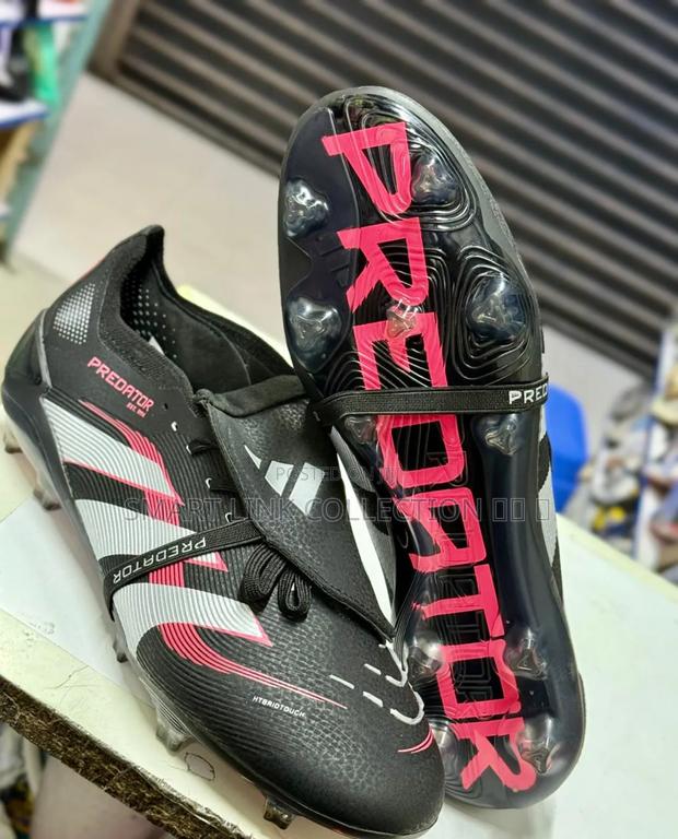New Predator Soccer Boots 