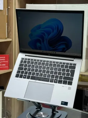 Laptop HP EliteBook 840 G11 16GB Intel Core Ultra 7 SSD 512GB