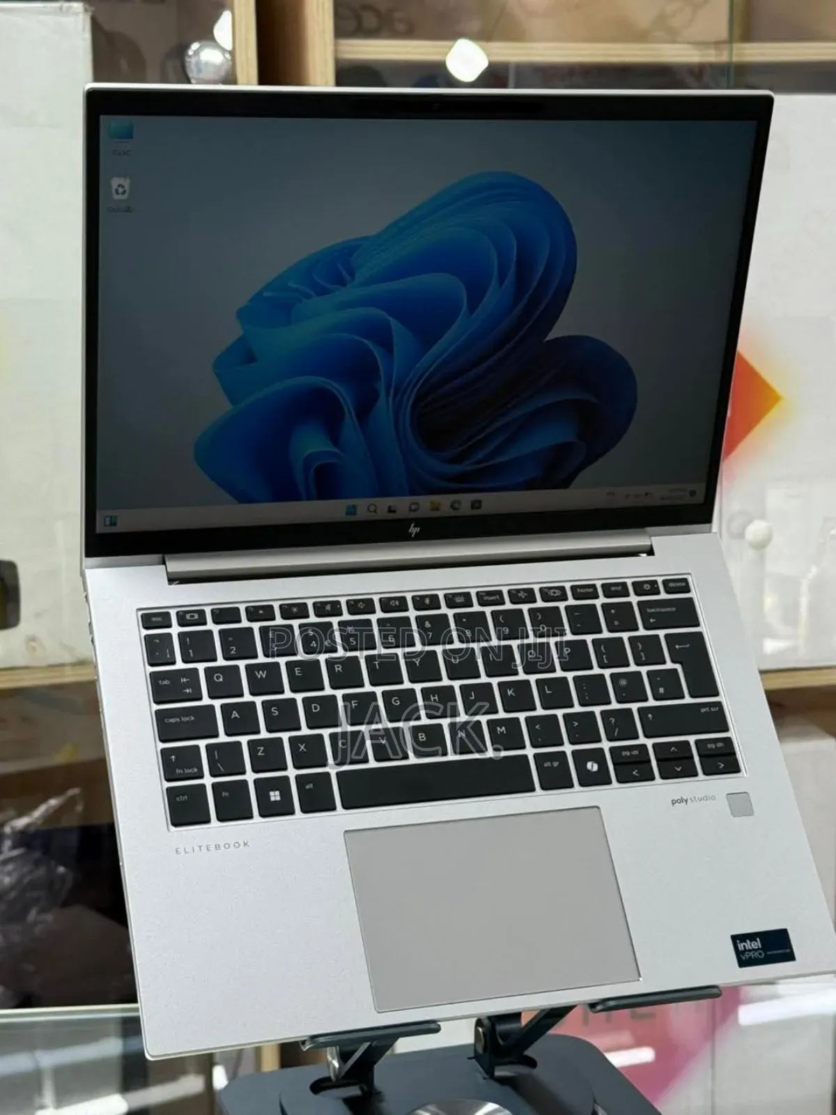 Laptop HP EliteBook 840 G11 16GB Intel Core Ultra 7 SSD 512GB