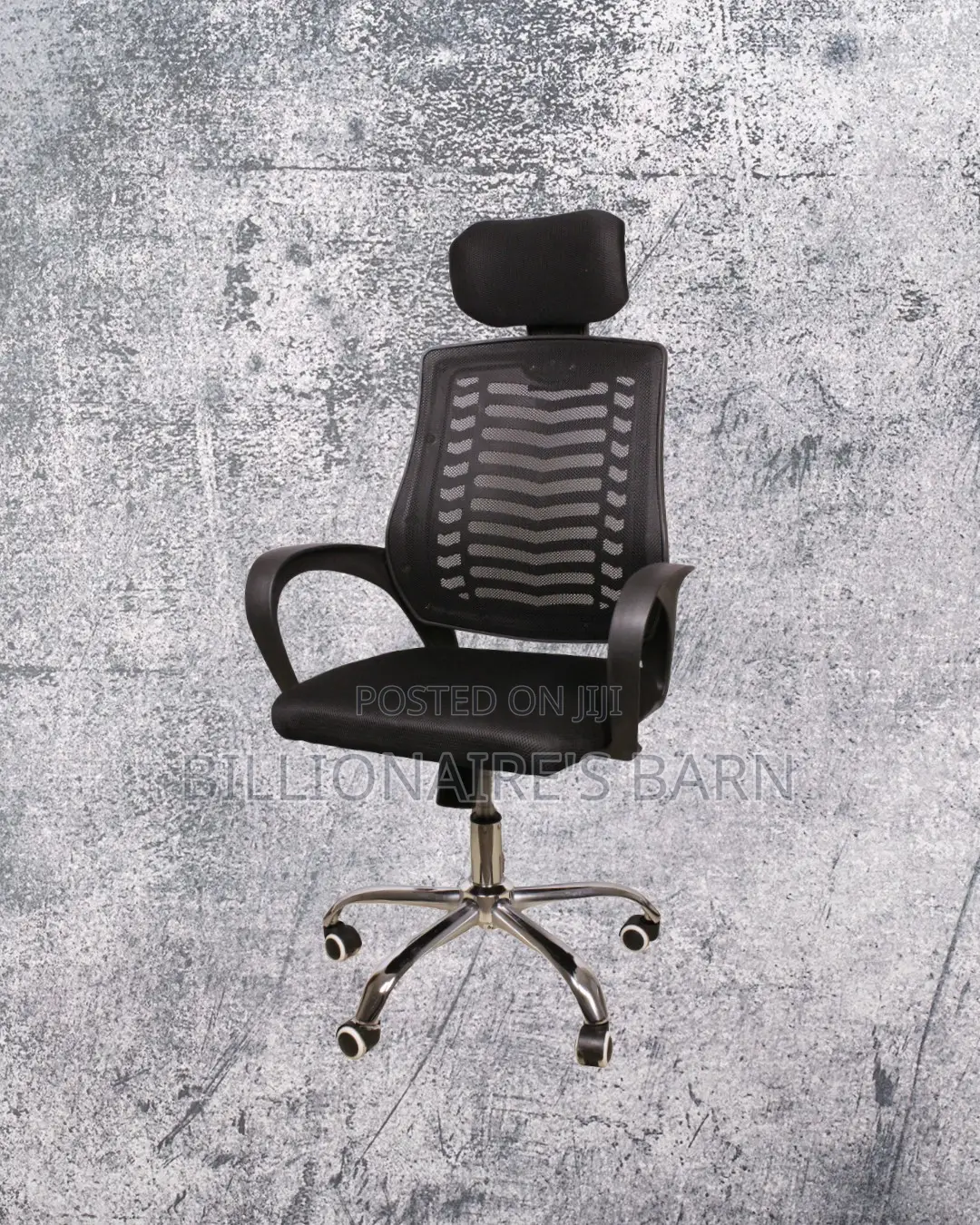 High-Back Secretarial Mesh Chair — Breathable in Hot Weather