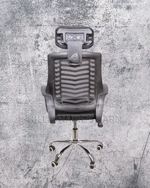 High-Back Secretarial Mesh Chair — Breathable in Hot Weather