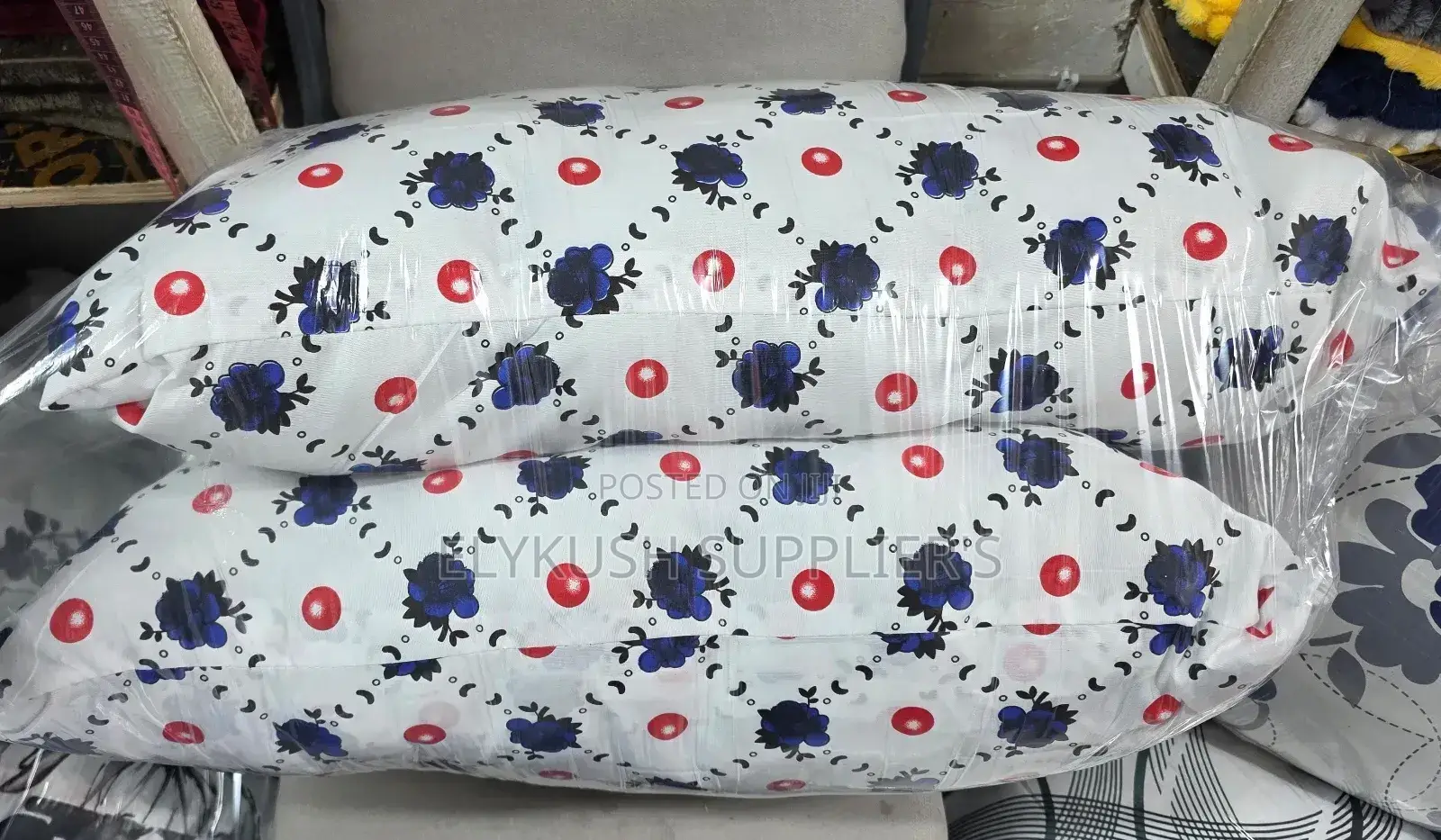 *Flowered Fiber Bed Pillows