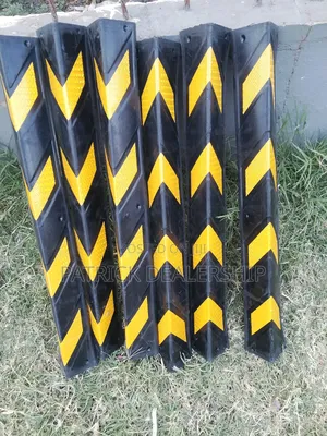 Parking Pillar Rubber Conner
