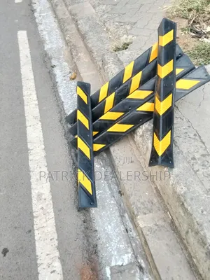Durable Rubber Conner Guard
