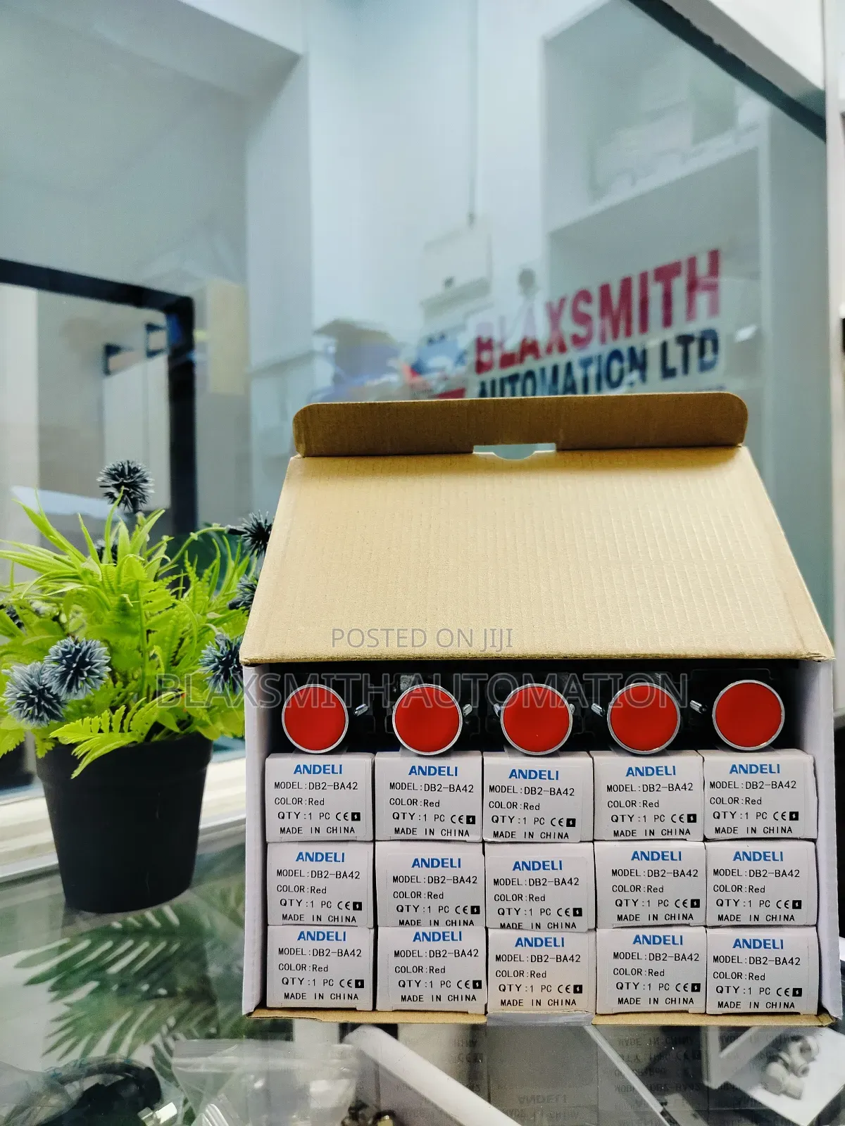 Push Button Red Green