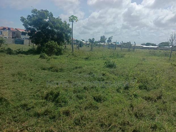 Bamburi Plots for Sale With Clean Papers - thumbnail 3