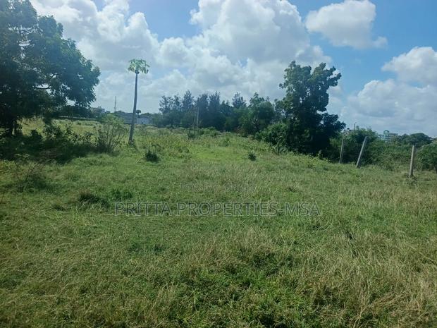 Bamburi Plots for Sale With Clean Papers - thumbnail 6