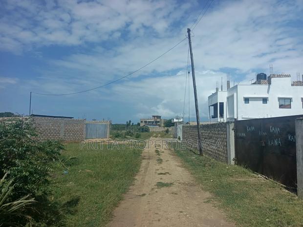 Bamburi Plots for Sale With Clean Papers - thumbnail 9