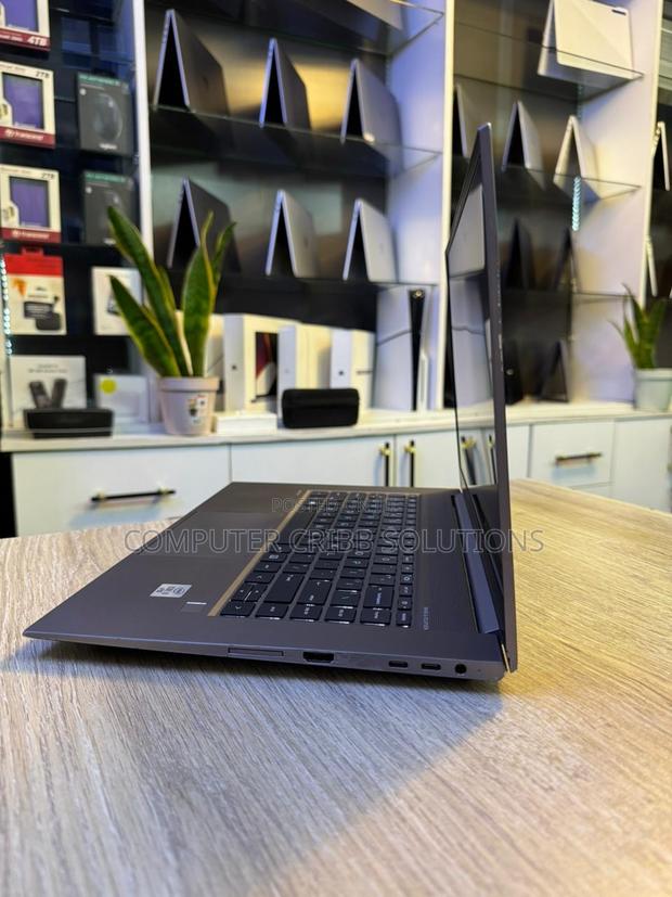 Laptop HP Zbook Studio G7 32GB Intel Core I9 SSD 512GB - thumbnail 4