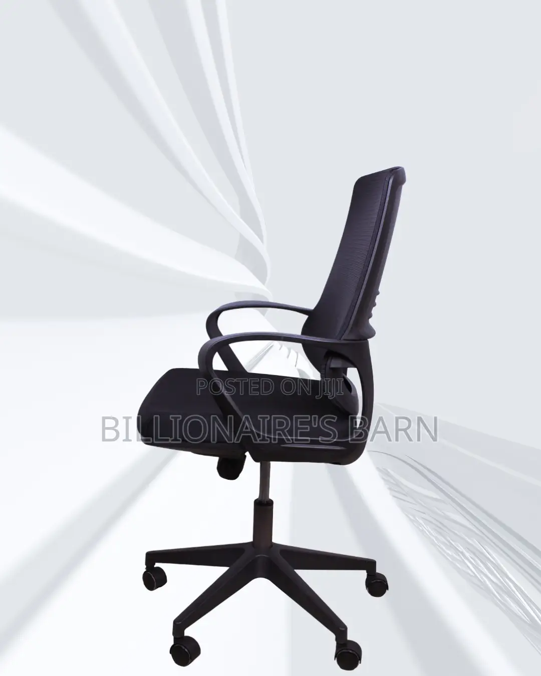 Black Ergonomic Mesh Office Chair | Executive Scratch-Resistant Finish