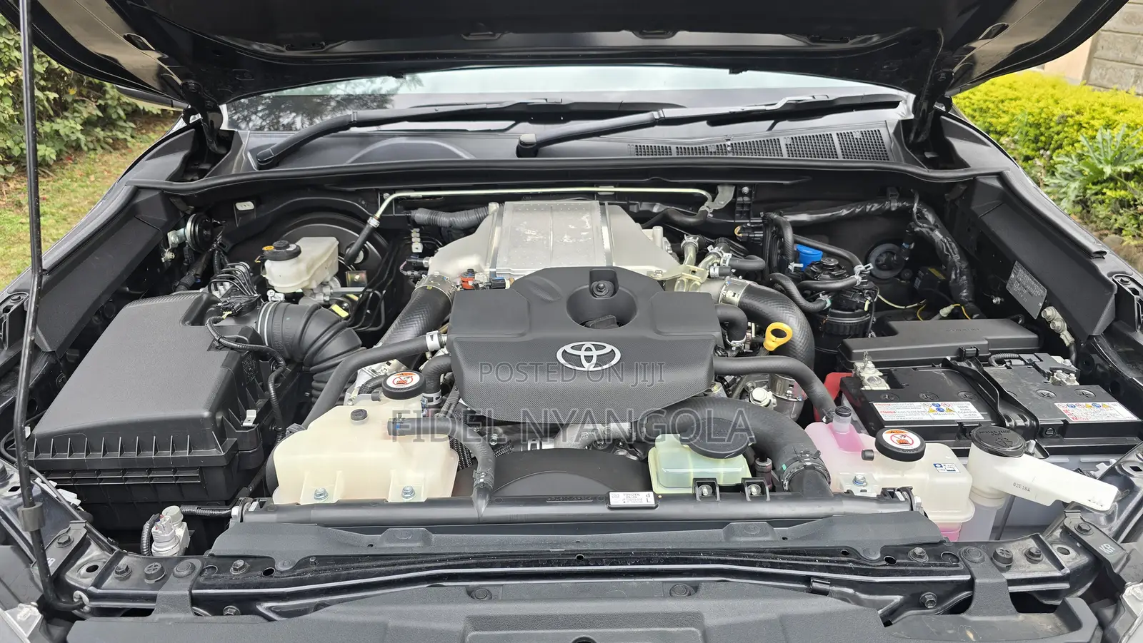 Toyota Hilux Revo Double Cab Deisel 2.4 AWD 2021 Black