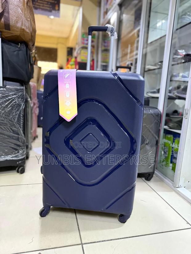 Navy Blue Medium Rubber Suitcase Height 69cm(3000 KSH - thumbnail 2