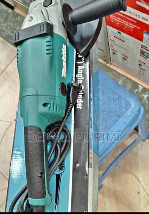 Quality Makita Grinder 9"/Powerful Machine - thumbnail 2