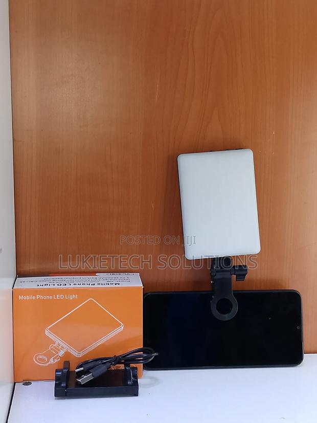 Mobile Selfie Light for Amazing Photos - main view