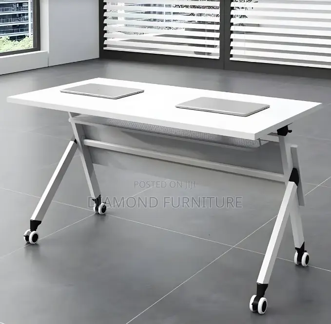 Office Furniture; Durable Foldable Training Table for Office Use