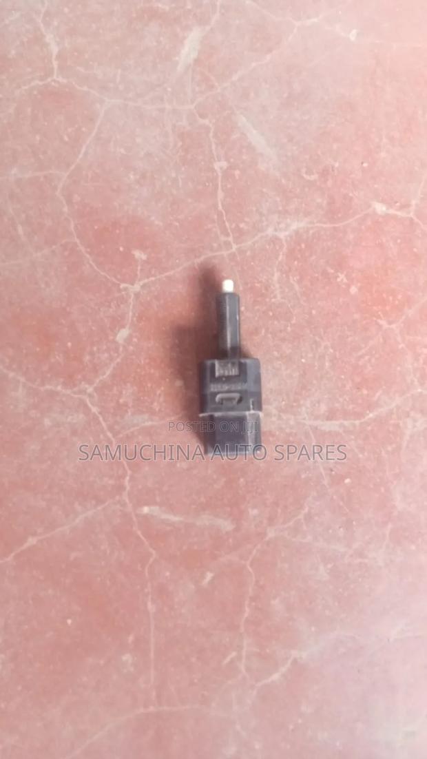Break Switch Nissan Tiida