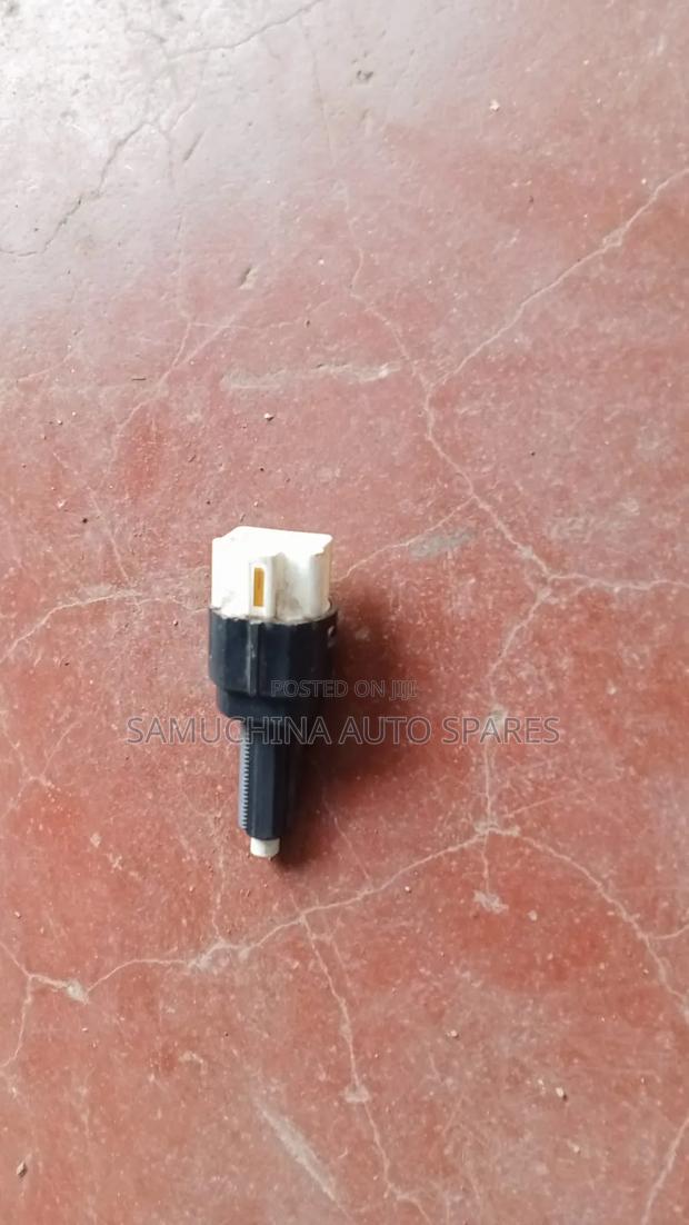Break Switch Toyota Passo
