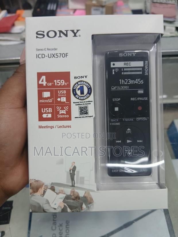 Sony Icd-Ux570 Digital Voice Recorder (Black)
