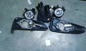 Honda Fit Shuttle 2018 Foglights.