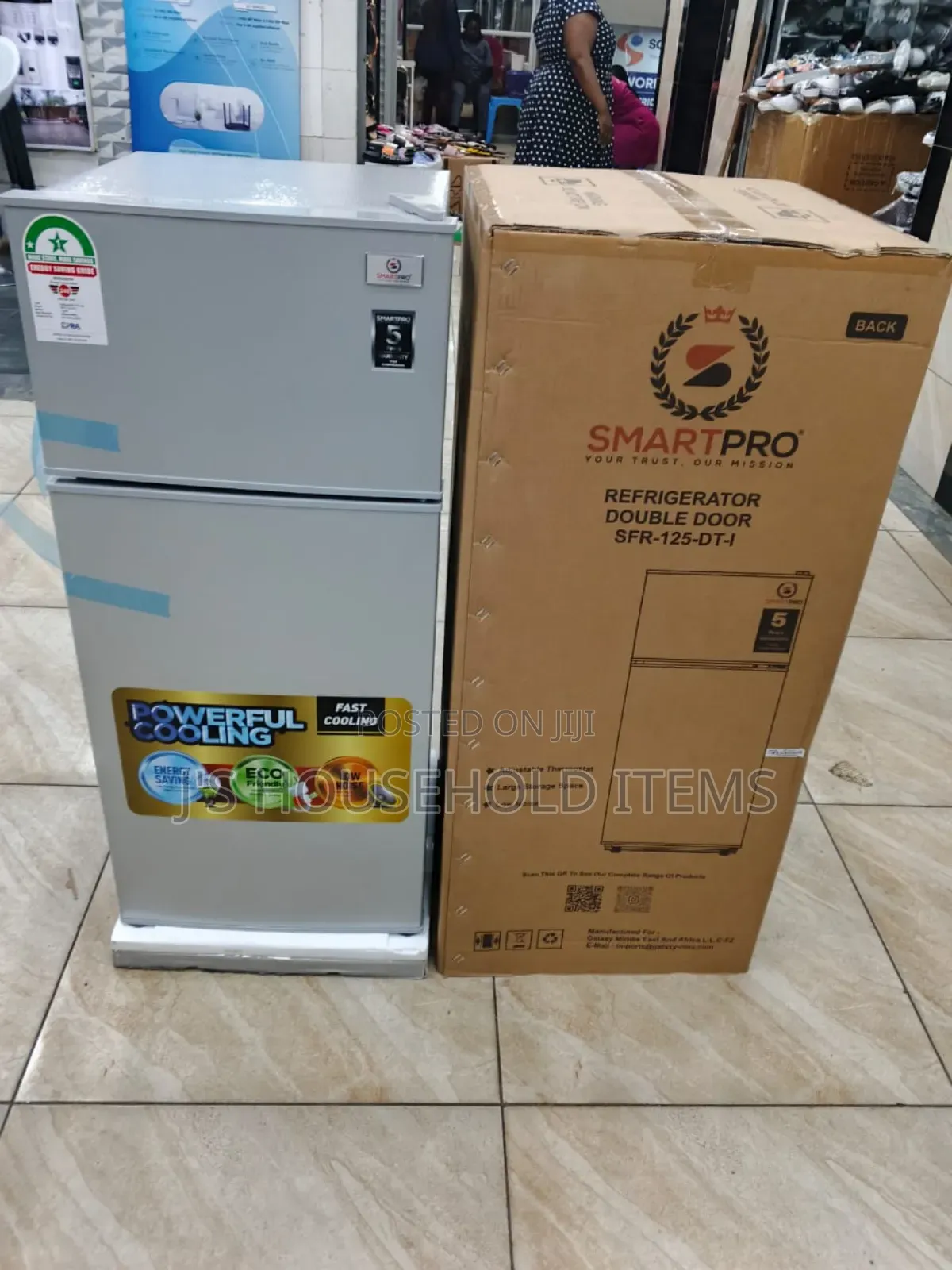95 Llitres Smartpro Fridge.