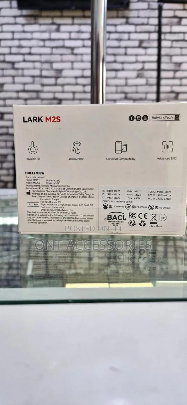 Hollyland Lark M2s Wireless Microphone - thumbnail 2