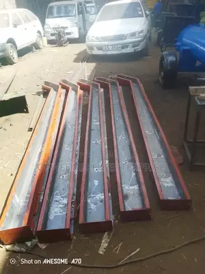 9 Feet Standard Fencing Post Mold