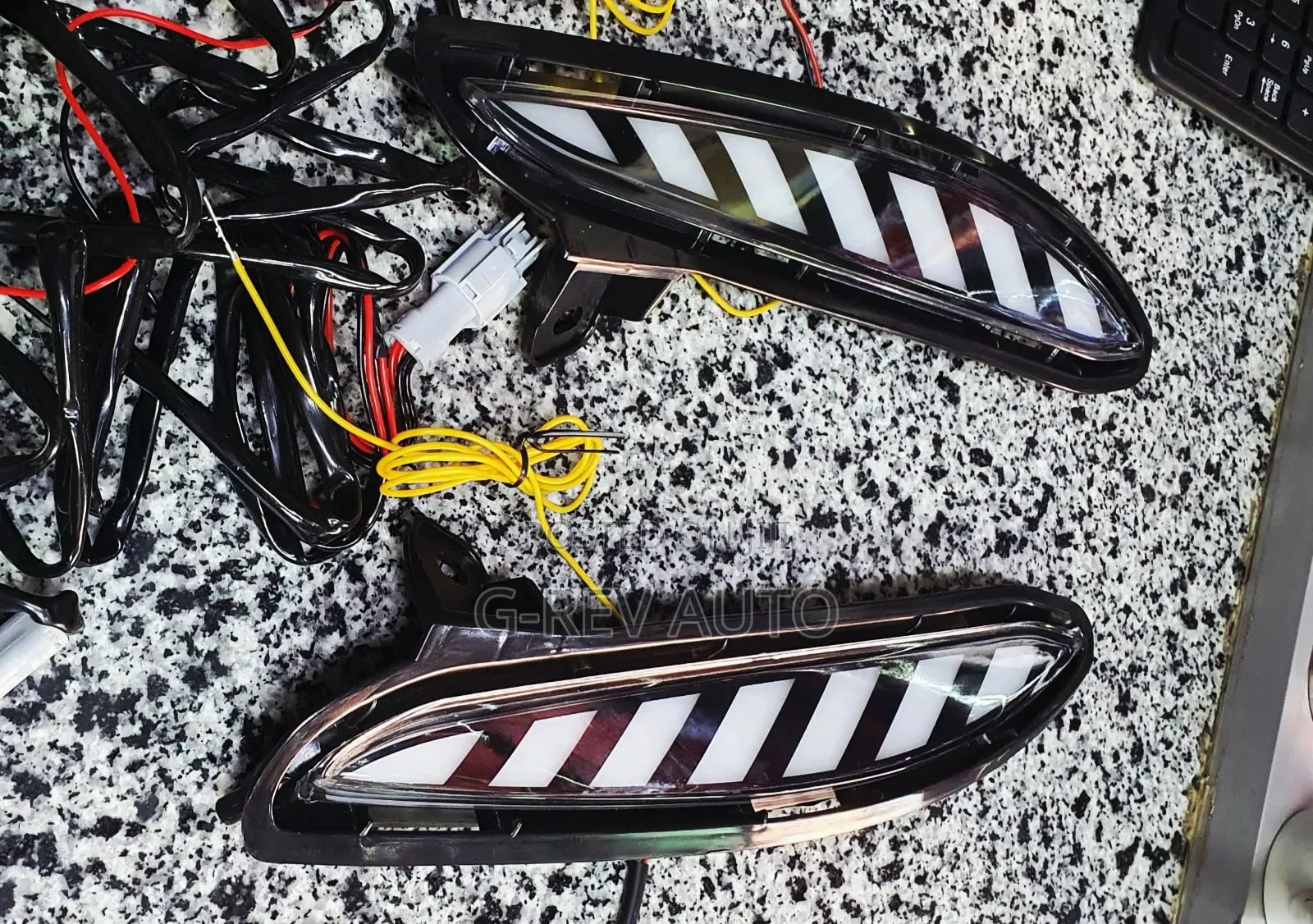 Toyota Harrier 2020 Day Running Lights.