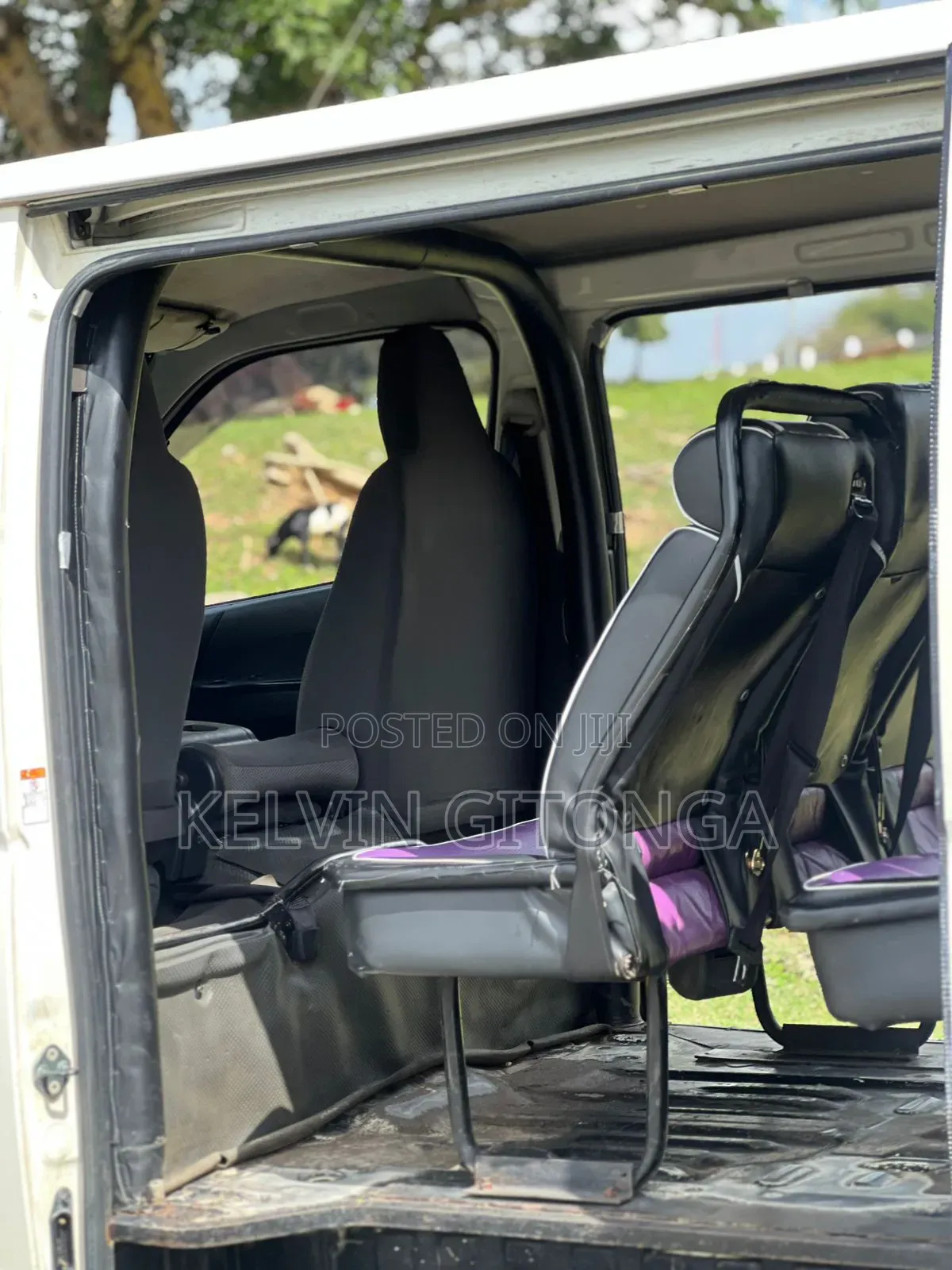 Toyota HiAce 2014 White
