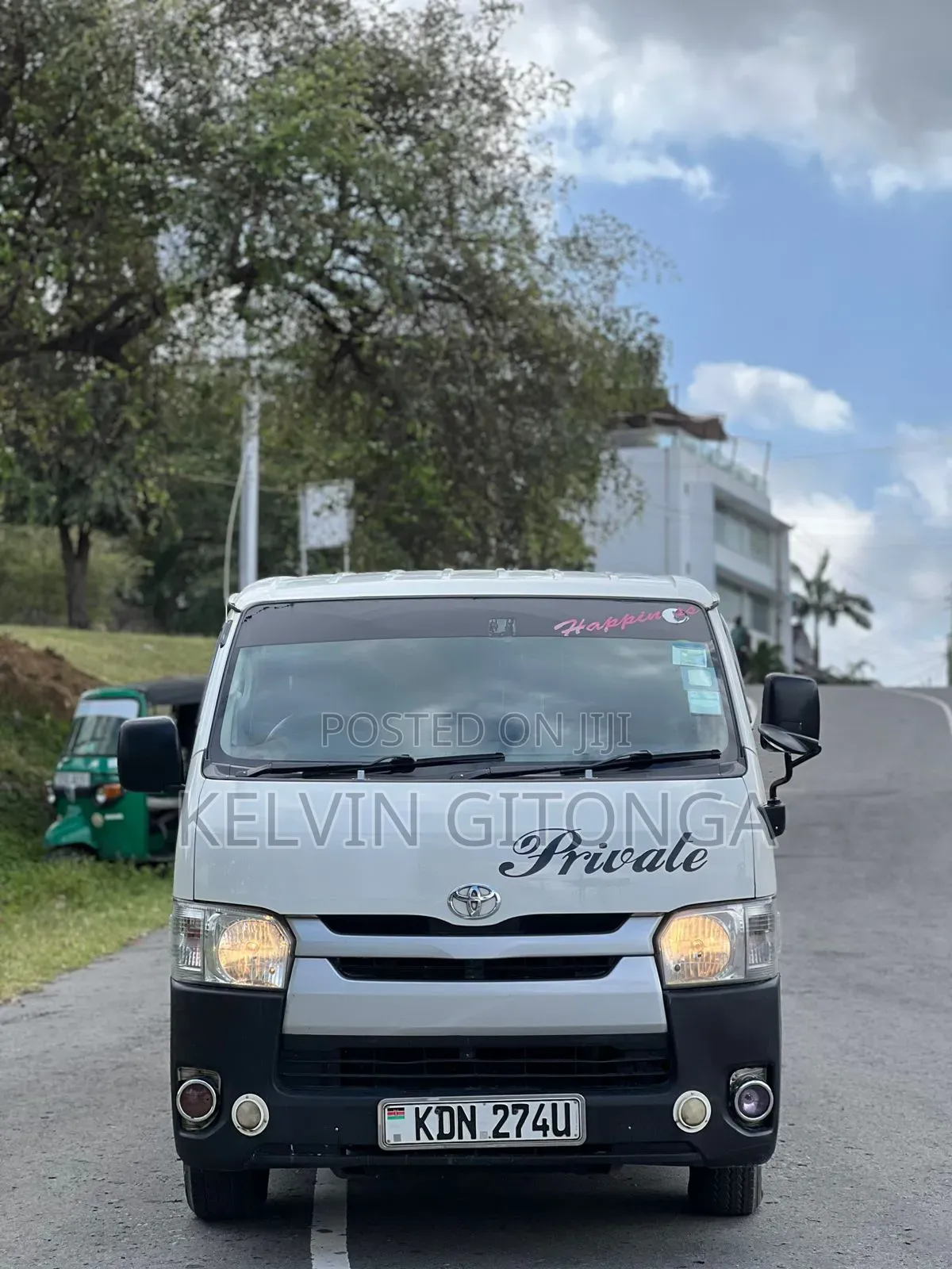 Toyota HiAce 2014 White