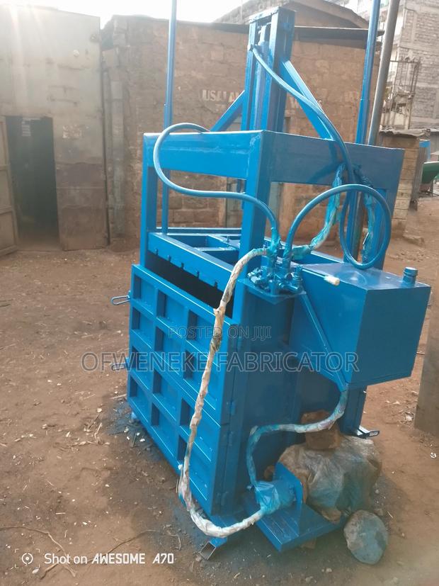 Plastic Bailing Machine - main view