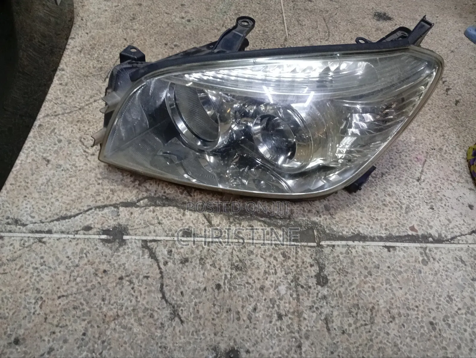 Toyota Rav 4 Headlight Left