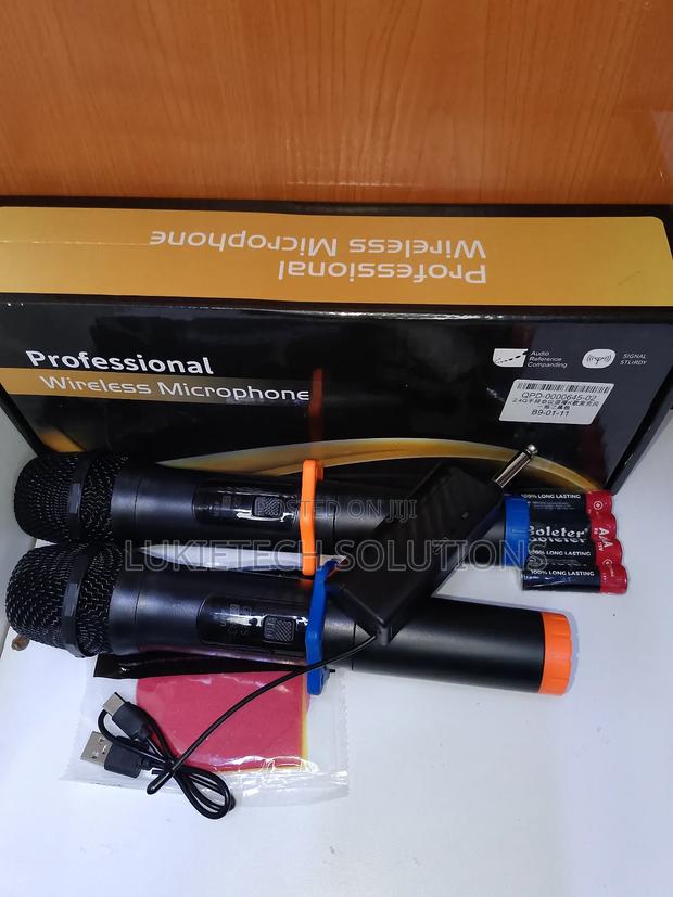 Wireless Universal Microphone Professional Wireless Mic - main view