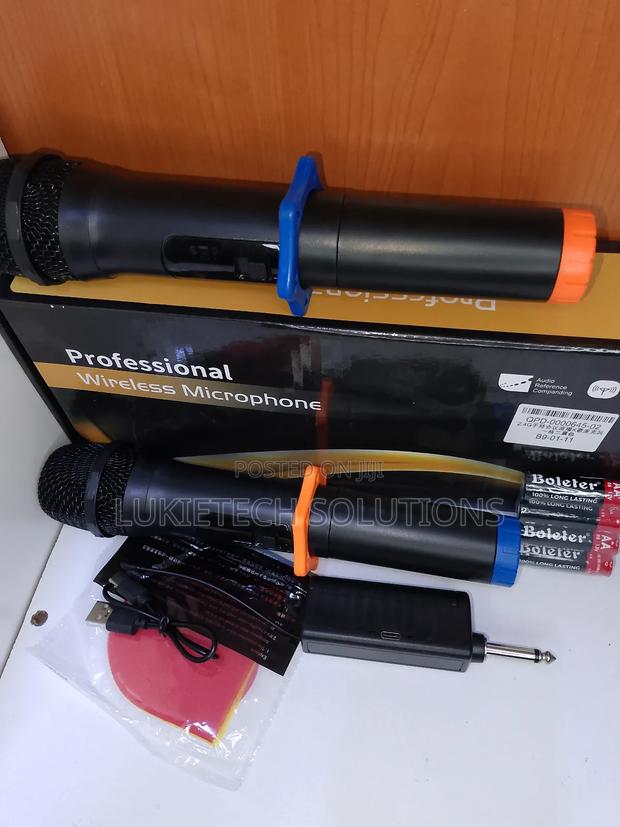 Wireless Universal Microphone Professional Wireless Mic - thumbnail 2