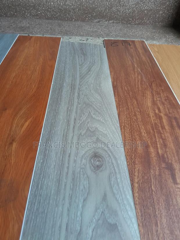 Floating Floor Laminate - thumbnail 2