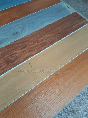 Eengineered Laminate Flooring